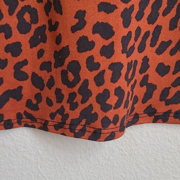 MMM,MMM,,MMM CROP TOP - Picture 4 of 8